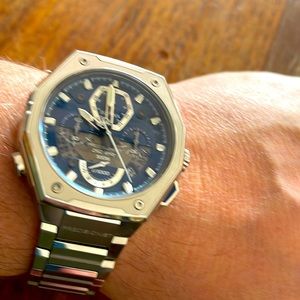 Bulova precisionist x stainless steel.